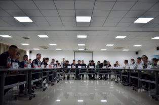 一汽豐田西南大區聯動參觀成都工廠